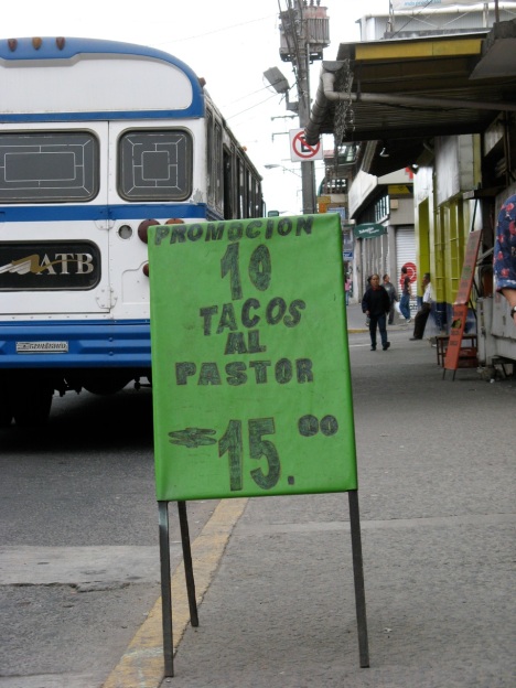 10 tacos al pastor for the grand price of 15 pesos... less than a buck-twenty.